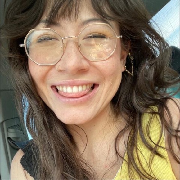 Meet your Posher, Rebecca - Picture 1 of 1